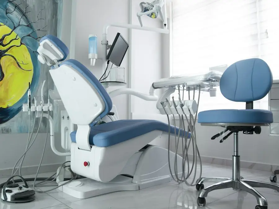 مطب دندانپزشکی نمونه لبخند — تصویر 3